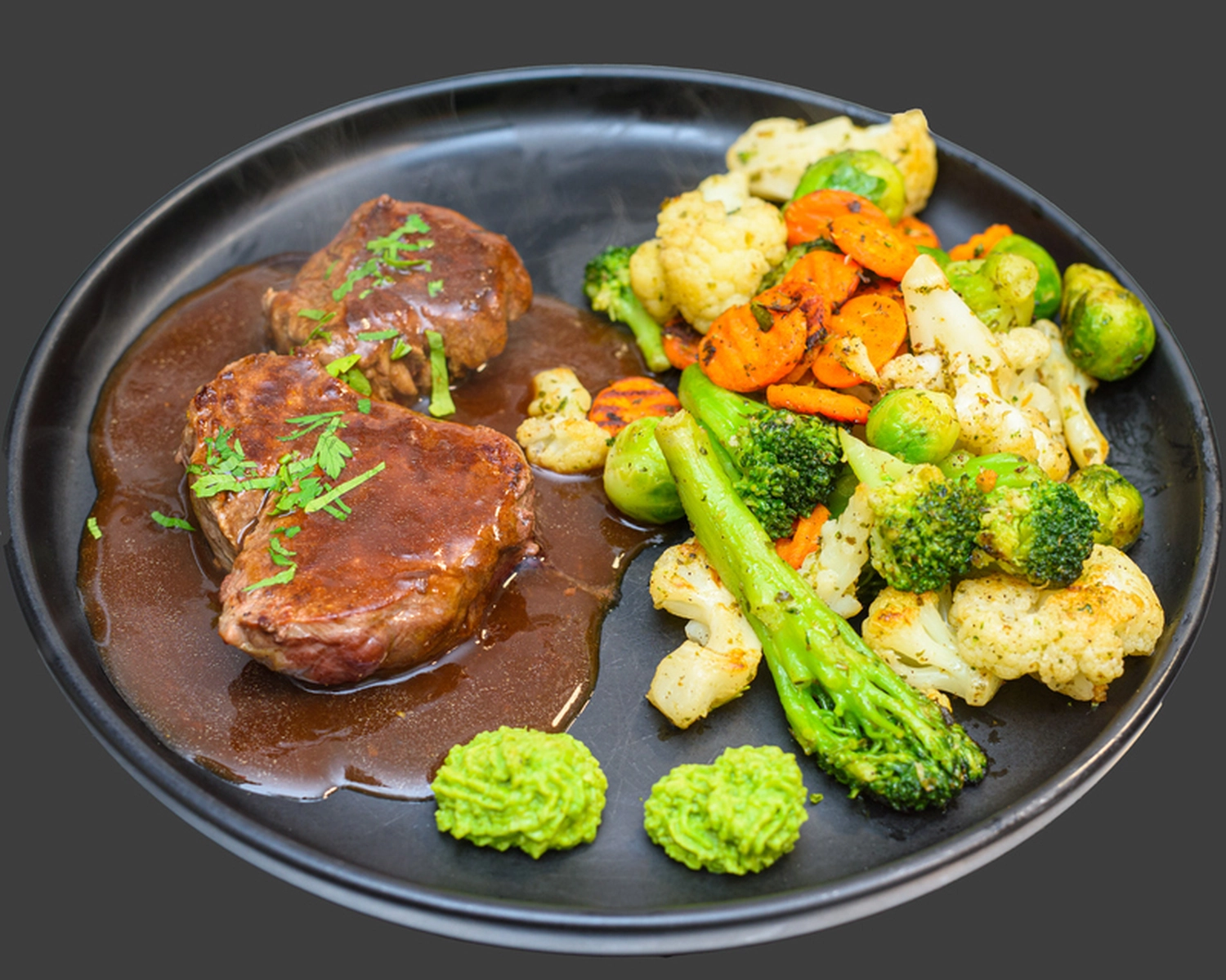 Champions Restaurant und Sportsbar - Genießen Sie frisch zubereitete Speisen, kühle Getränke - Rinderfilet